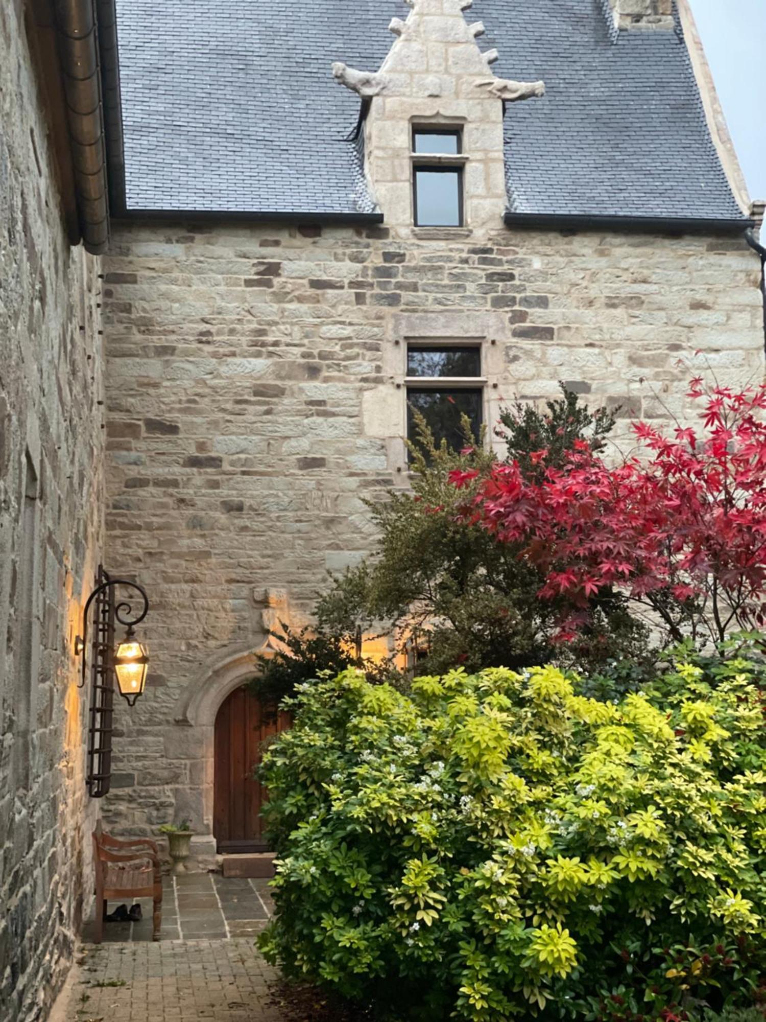 Manoir Medieval Du XV Ieme Siecle Minihy-Tréguier Екстериор снимка